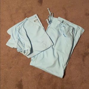 Greys anatomy gently worn scrubs